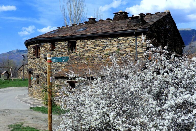 Casa rural Al viento del ocejon  768x512
