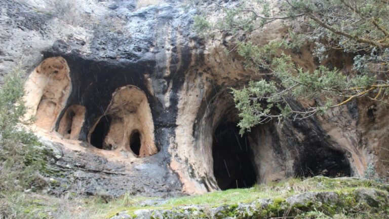 Ciudad encantada Tamajon 1 768x432