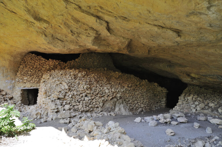 Cueva olmedillas 1 768x510
