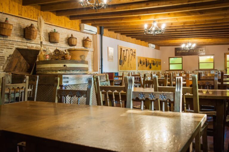 Foto 4Comedor Molino Huermeces 768x511