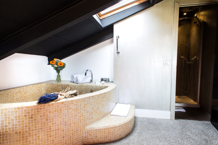 Suites del Hotel Cardamomo en Siguenza 2 768x512