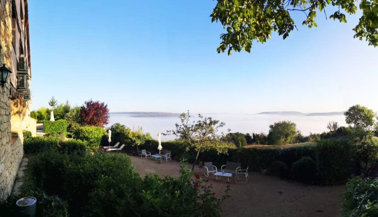 Vistas y exteriores Hotel Cardamomo en Sigunza 26 768x441