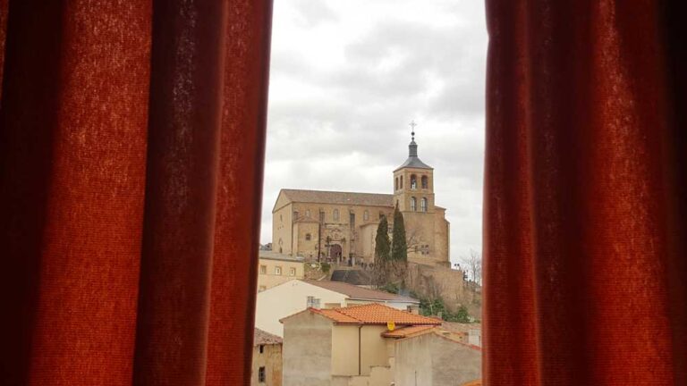ventana exterior 768x432